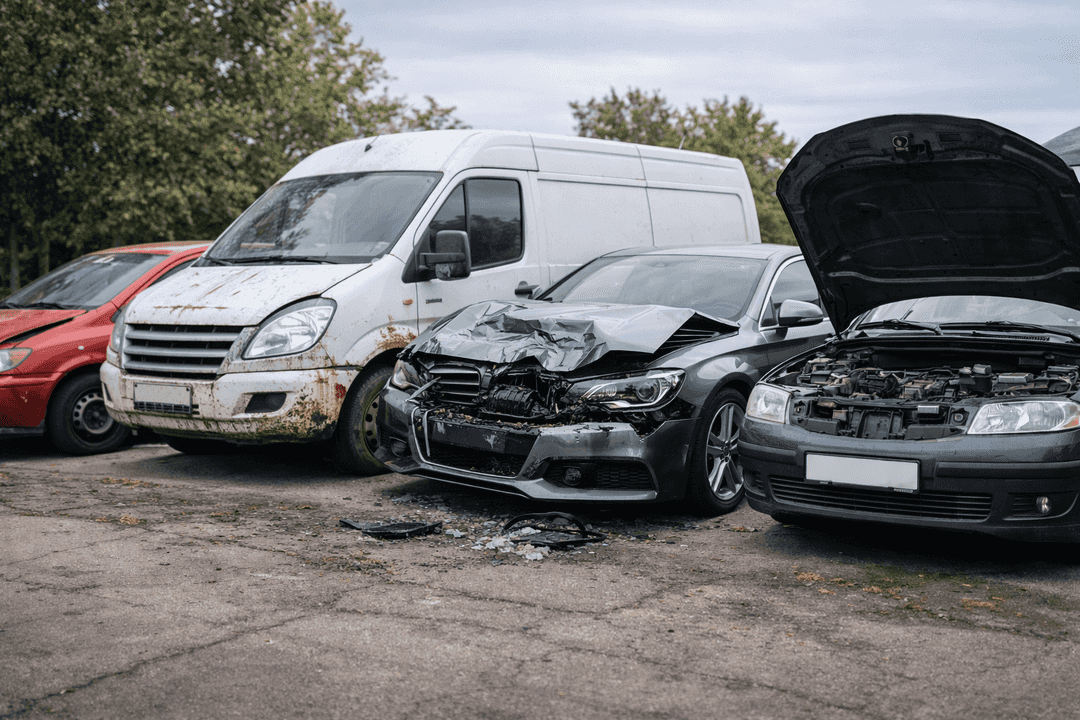Welche Fahrzeuge ? die Autoverwertung in Sankt Augustin übernimmt – Teileträger bis Motorschaden
